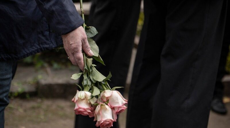 Život i posljednji dani Marinka Rokvića: priča o muzici, porodici i pomirenju