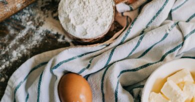 Posna pita sa makom i džemom: mirisna i sočna poslastica kojoj je teško odoleti